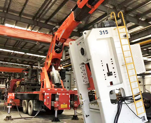 冠县提升工作效率，选择优质折臂吊租赁服务