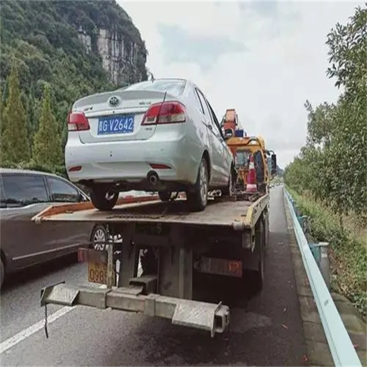 冠县吊车吊小车正确部位